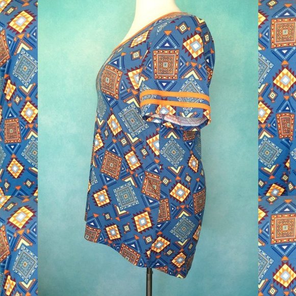 LulaRoe Blue Print Classic Tee Size 2XL - Picture 4 of 8